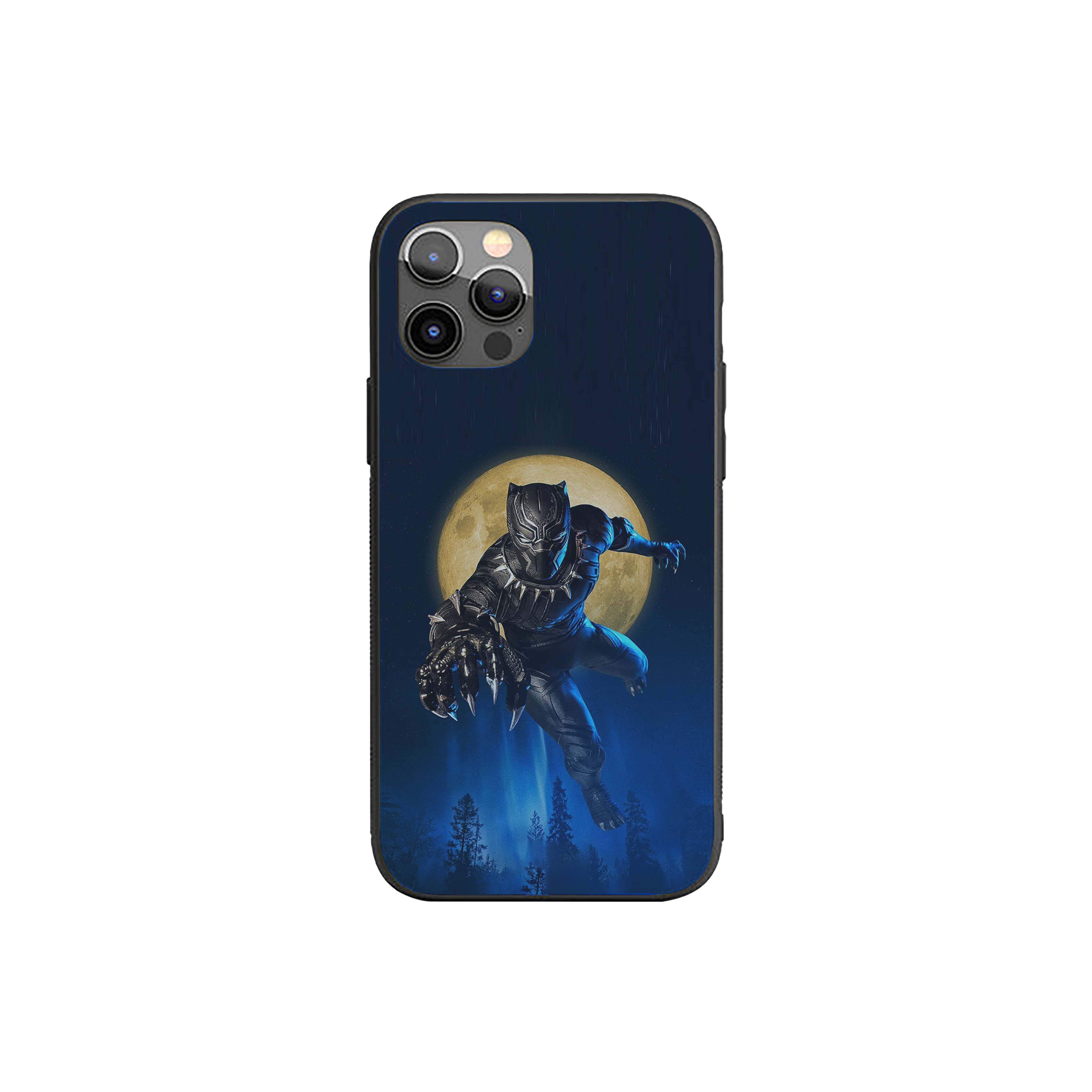 Black Panther against a backdrop of the night sky Silicone Armored Phone Case